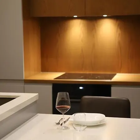 Center 1 Apartment